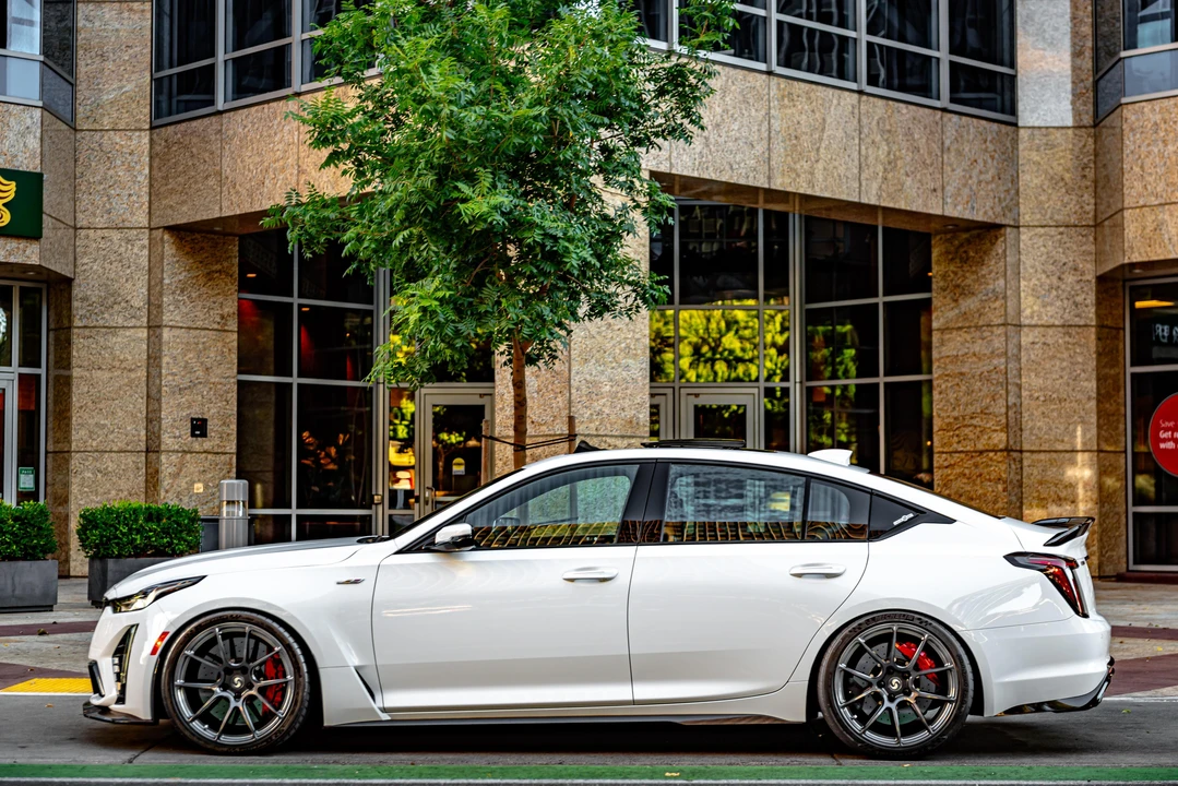 2023 Cadillac CT5-V Blackwing - Image 7 of 31
