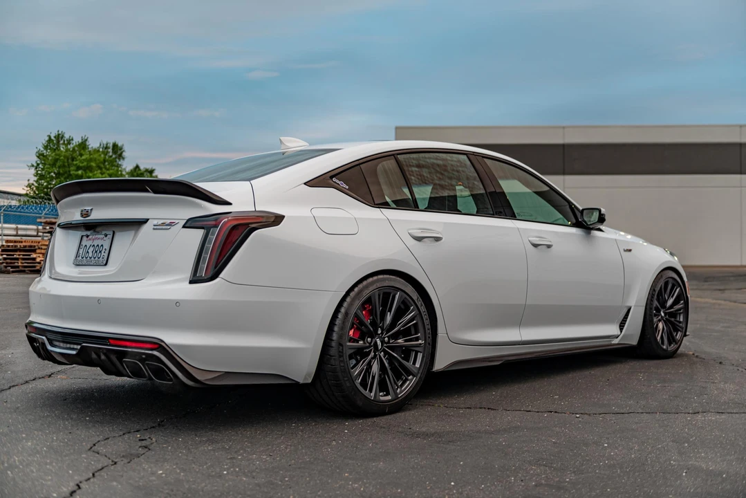 2023 Cadillac CT5-V Blackwing - Image 9 of 31
