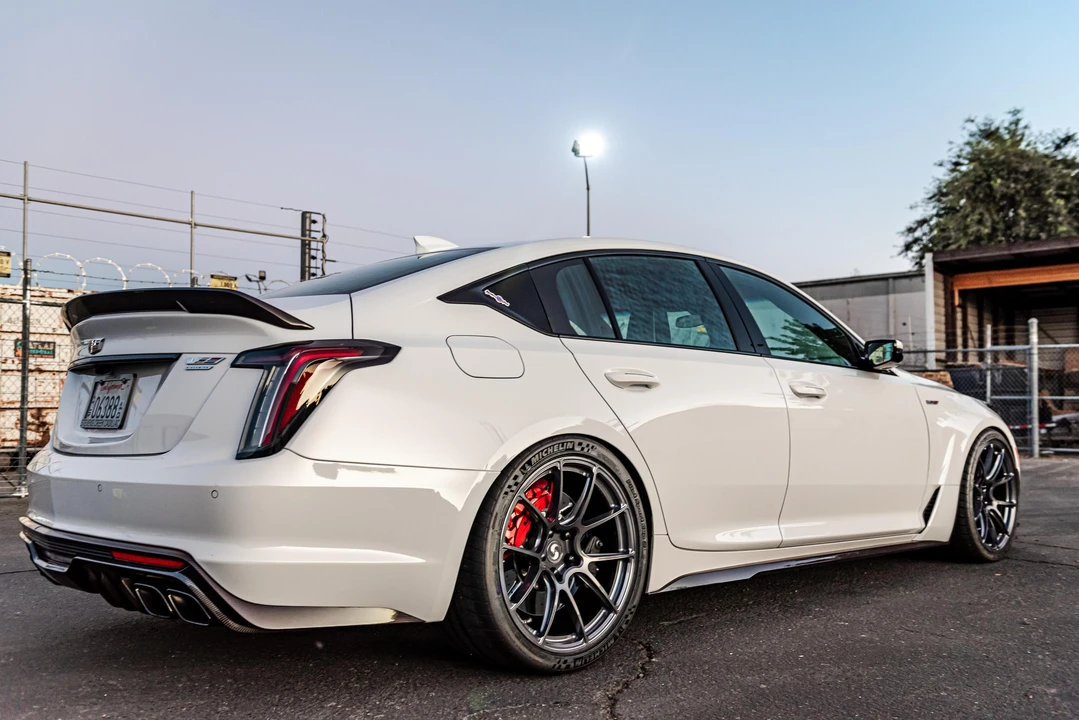 2023 Cadillac CT5-V Blackwing - Image 10 of 31