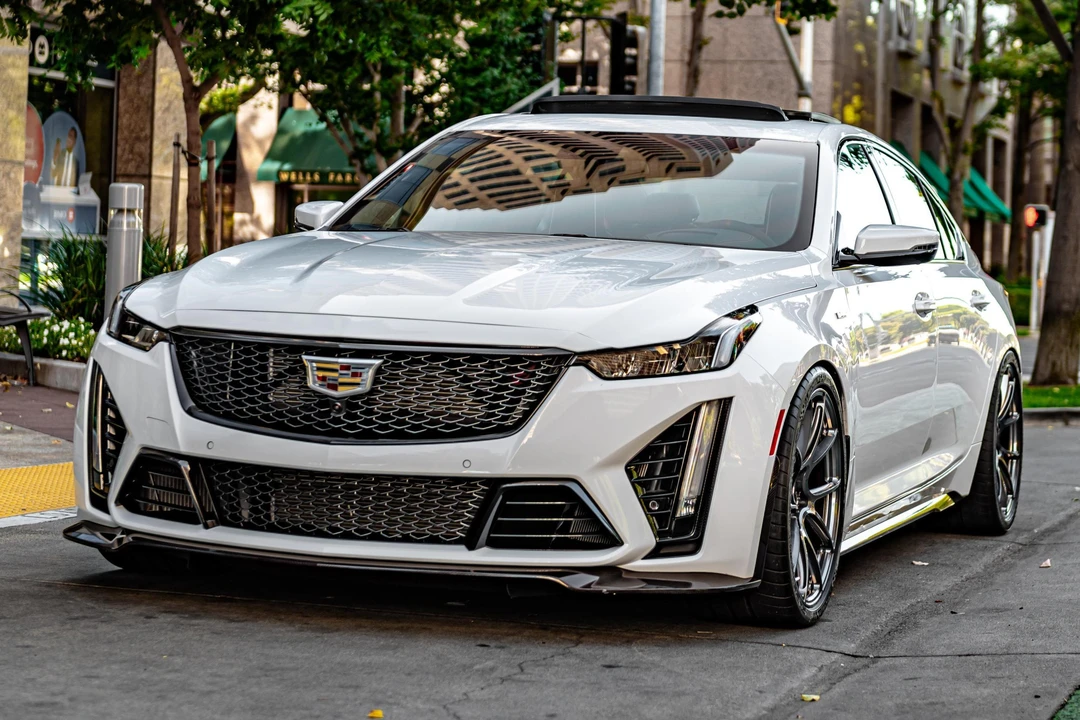 2023 Cadillac CT5-V Blackwing - Image 2 of 31