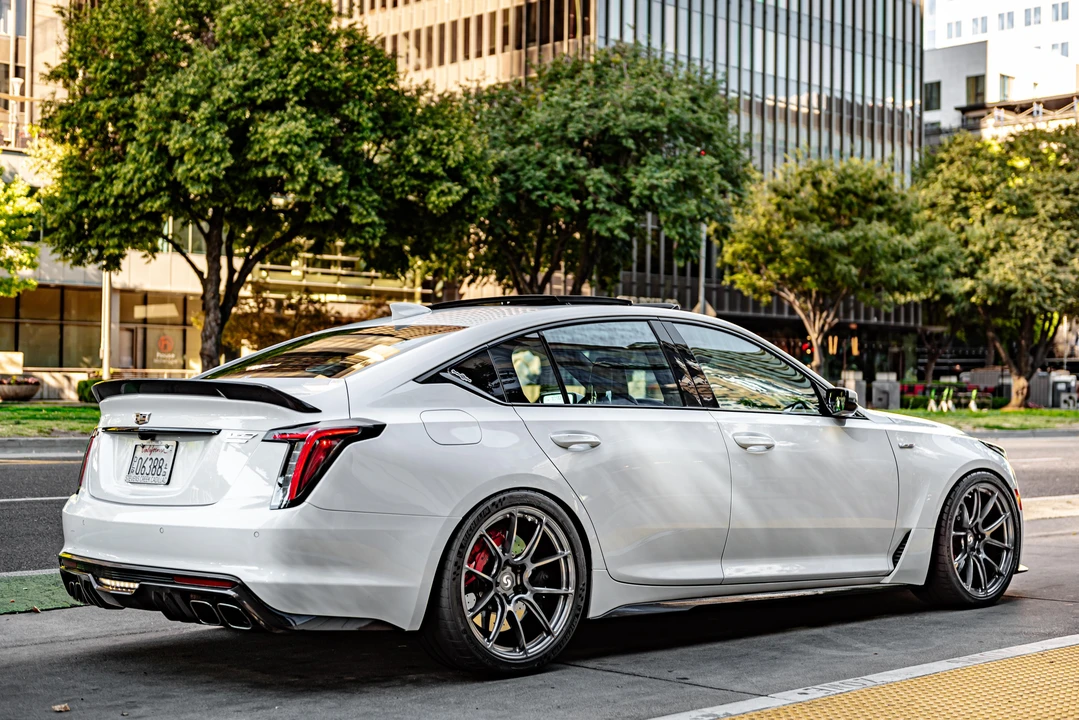 2023 Cadillac CT5-V Blackwing - Image 8 of 31