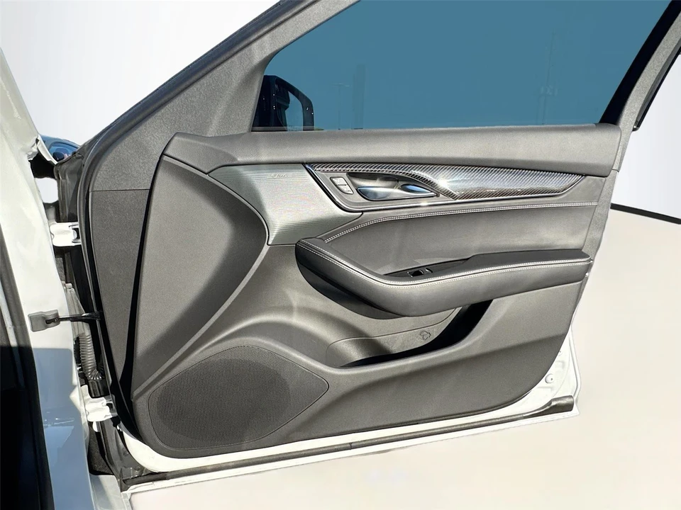 2023 Cadillac CT5-V Blackwing - Image 14 of 15