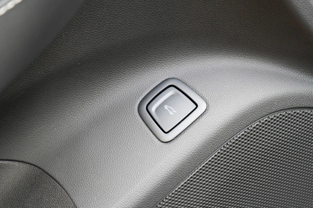 2023 Cadillac CT5-V Blackwing - Image 13 of 21
