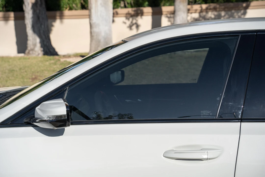 2023 Cadillac CT5-V Blackwing - Image 25 of 31
