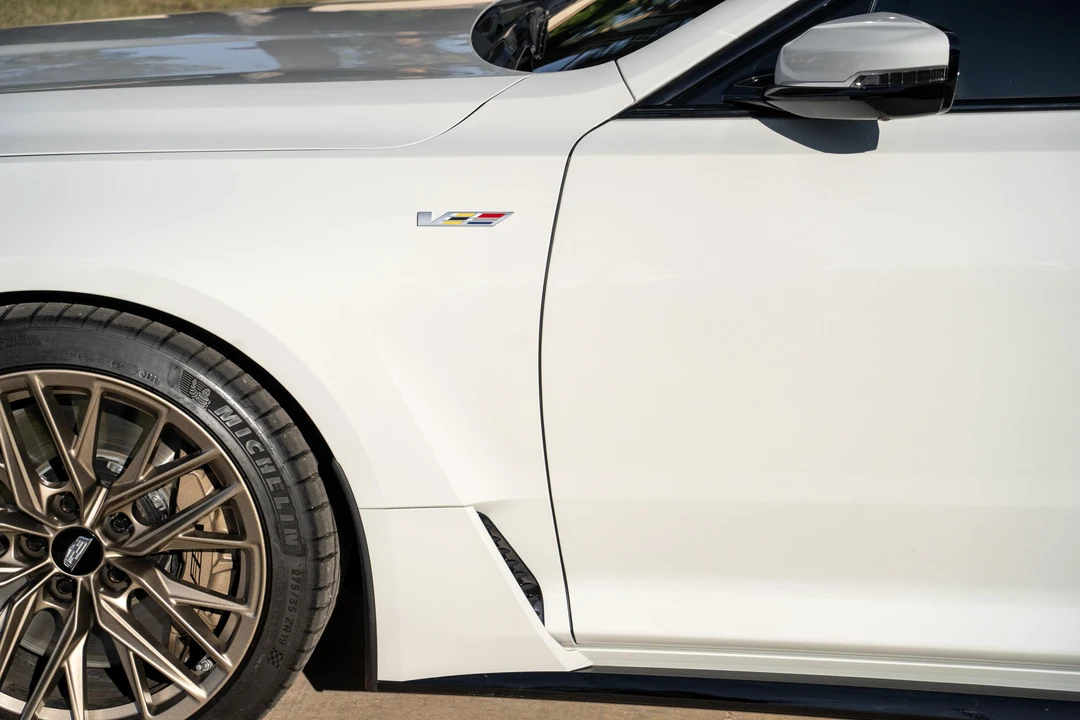 2023 Cadillac CT5-V Blackwing - Image 24 of 31