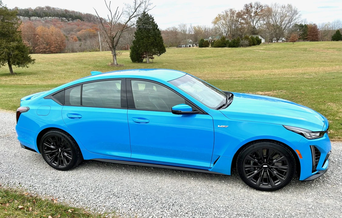 2023 Cadillac CT5-V Blackwing - Image 5 of 31