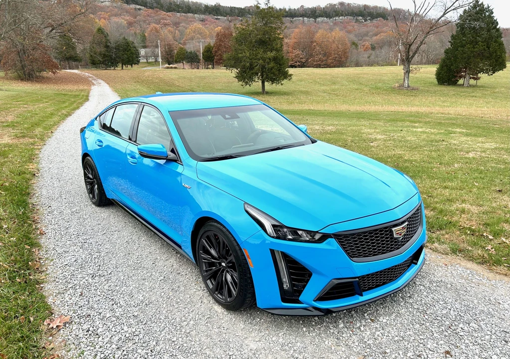2023 Cadillac CT5-V Blackwing - Image 2 of 31