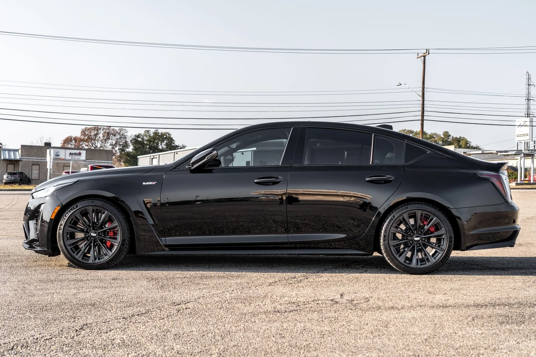 2023 Cadillac CT5-V Blackwing - Image 9 of 31