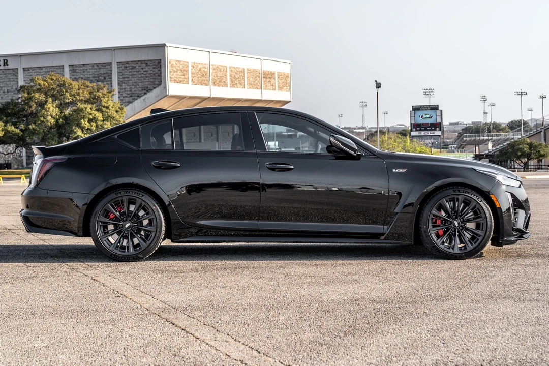 2023 Cadillac CT5-V Blackwing - Image 5 of 31
