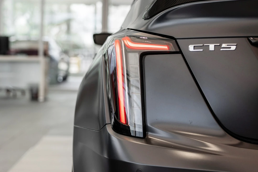 2023 Cadillac CT5-V Blackwing - Image 23 of 31