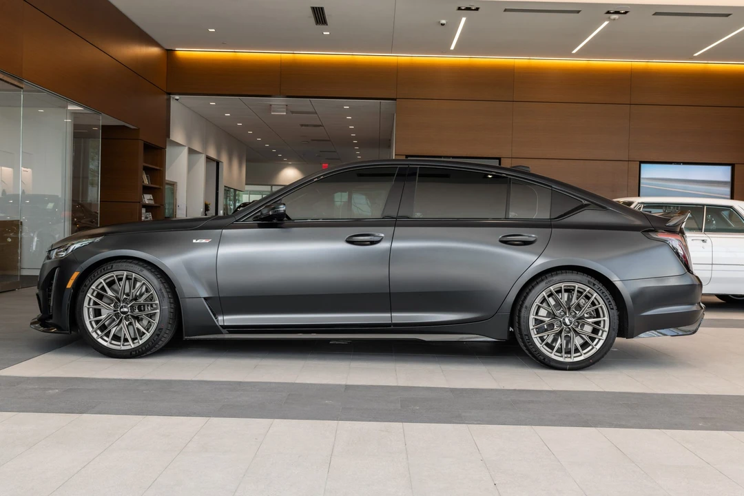 2023 Cadillac CT5-V Blackwing - Image 9 of 31
