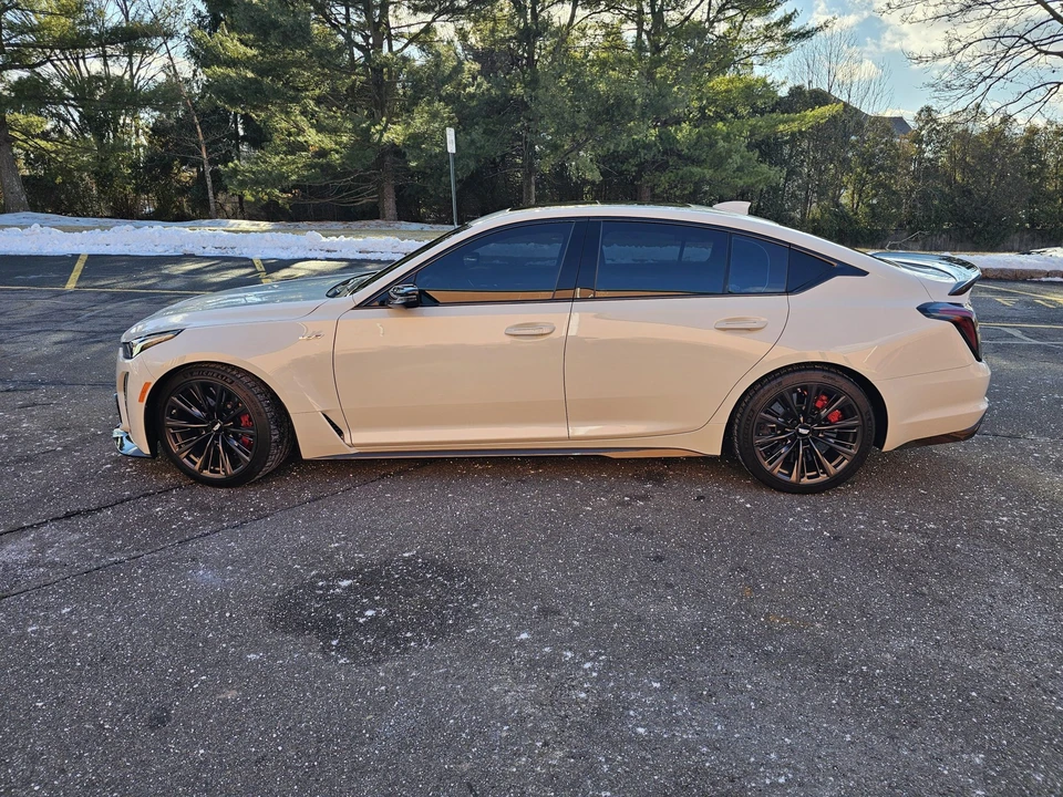 2023 Cadillac CT5-V Blackwing - Image 12 of 31