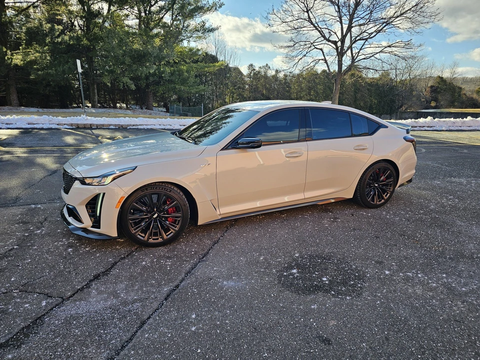 2023 Cadillac CT5-V Blackwing - Image 2 of 31