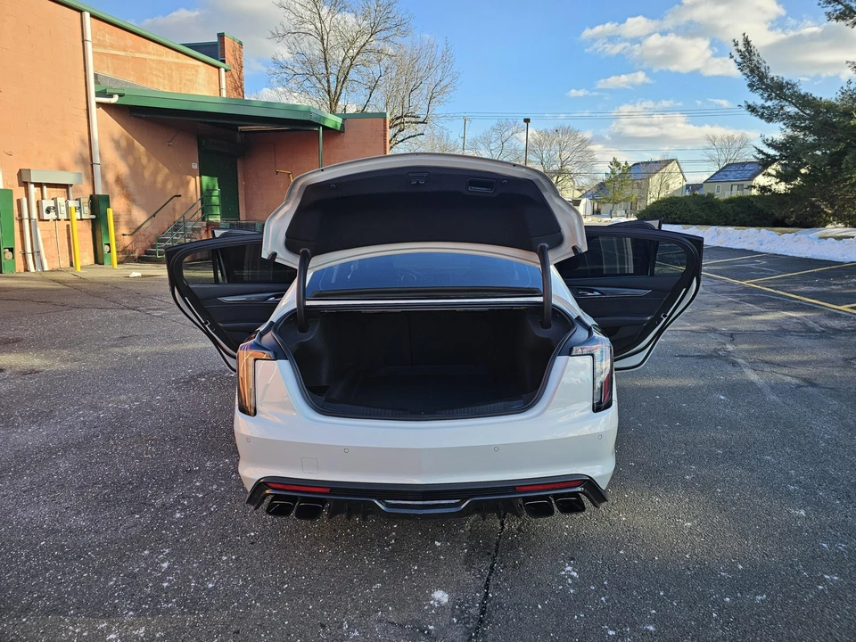2023 Cadillac CT5-V Blackwing - Image 23 of 31