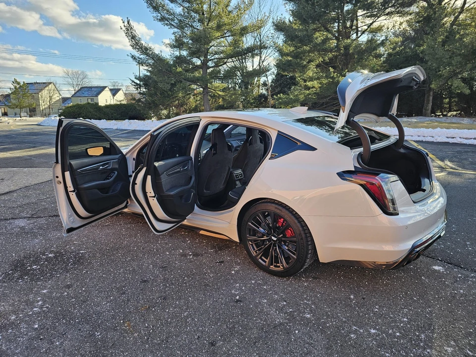 2023 Cadillac CT5-V Blackwing - Image 24 of 31