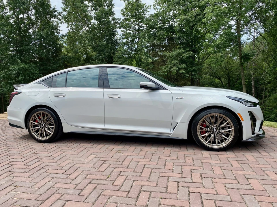2023 Cadillac CT5-V Blackwing - Image 21 of 31