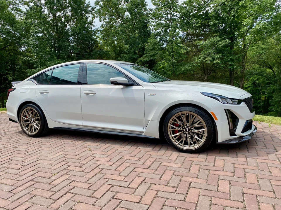 2023 Cadillac CT5-V Blackwing - Image 19 of 31
