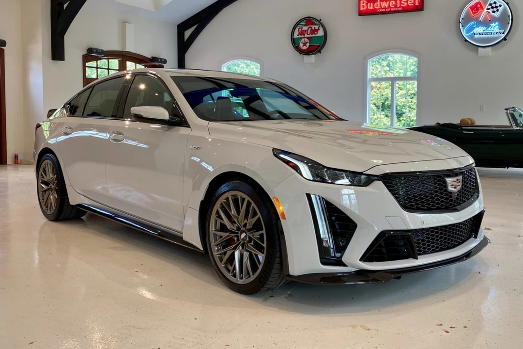 2023 Cadillac CT5-V Blackwing - Image 29 of 31