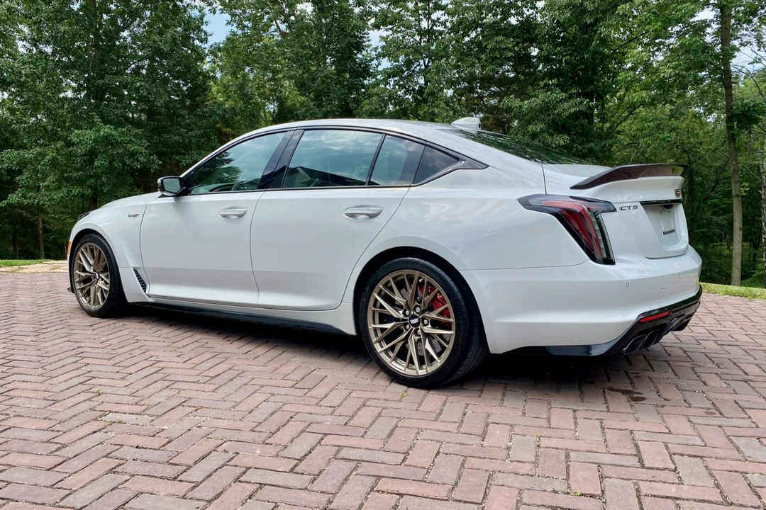 2023 Cadillac CT5-V Blackwing - Image 11 of 31