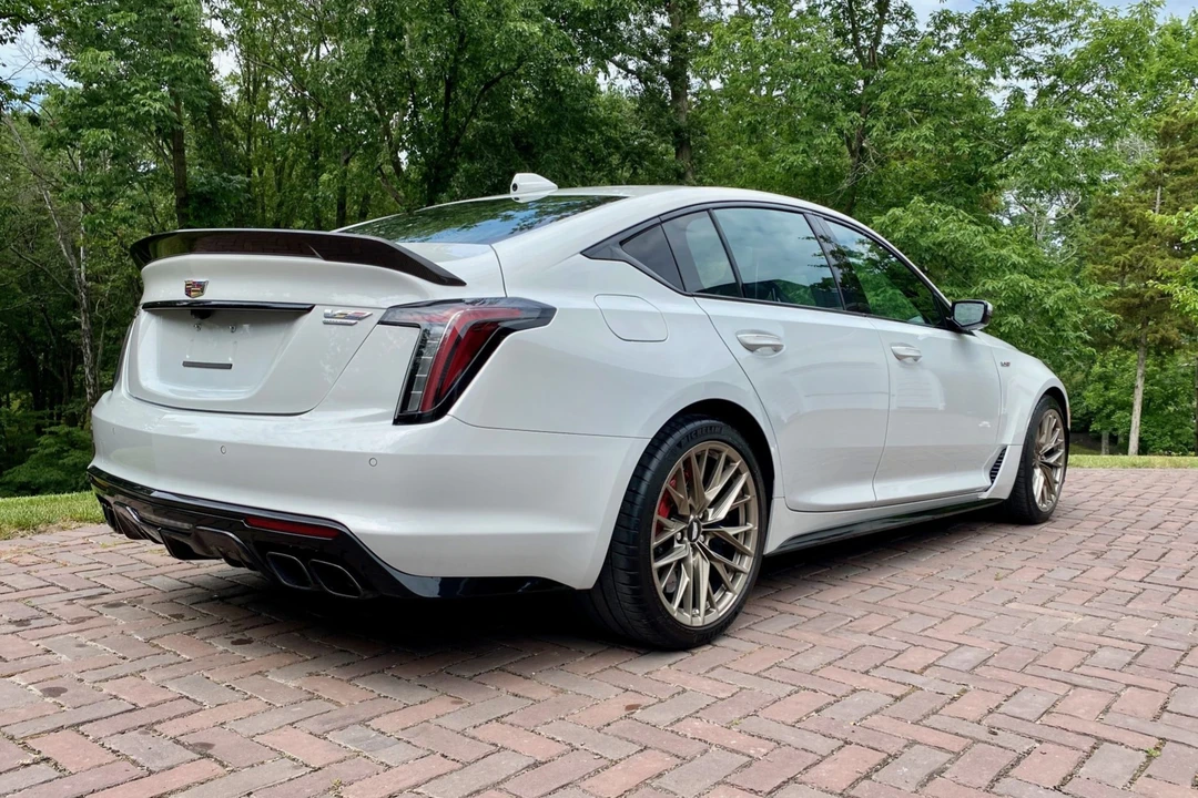 2023 Cadillac CT5-V Blackwing - Image 17 of 31