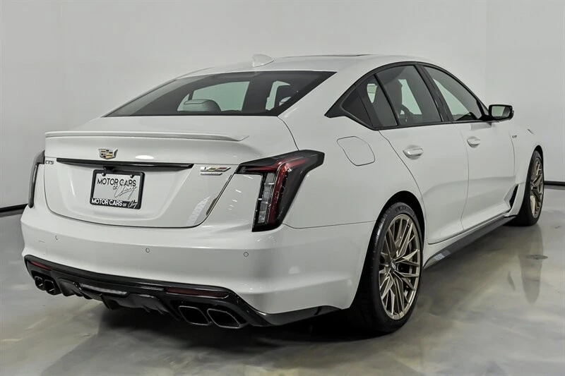 2023 Cadillac CT5-V Blackwing - Image 9 of 31