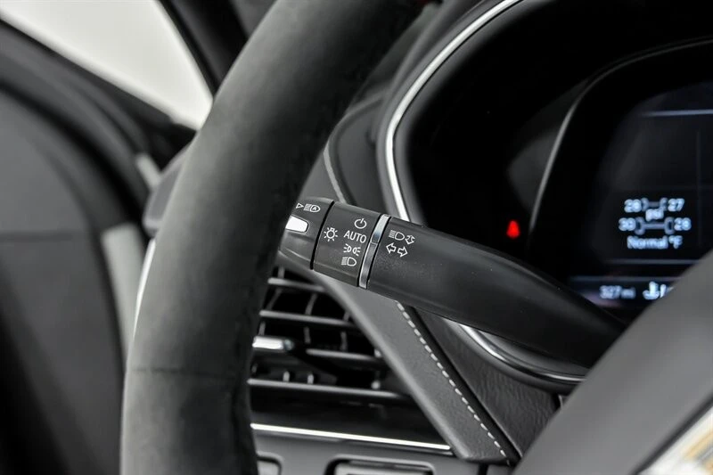 2023 Cadillac CT5-V Blackwing - Image 25 of 31