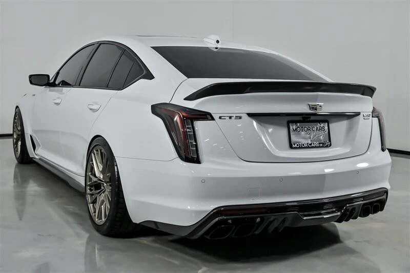 2023 Cadillac CT5-V Blackwing - Image 10 of 21