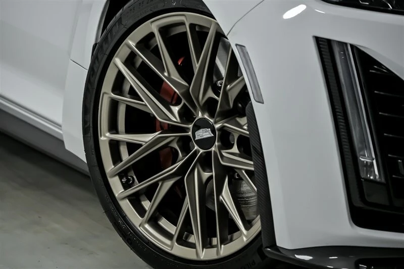 2023 Cadillac CT5-V Blackwing - Image 4 of 21