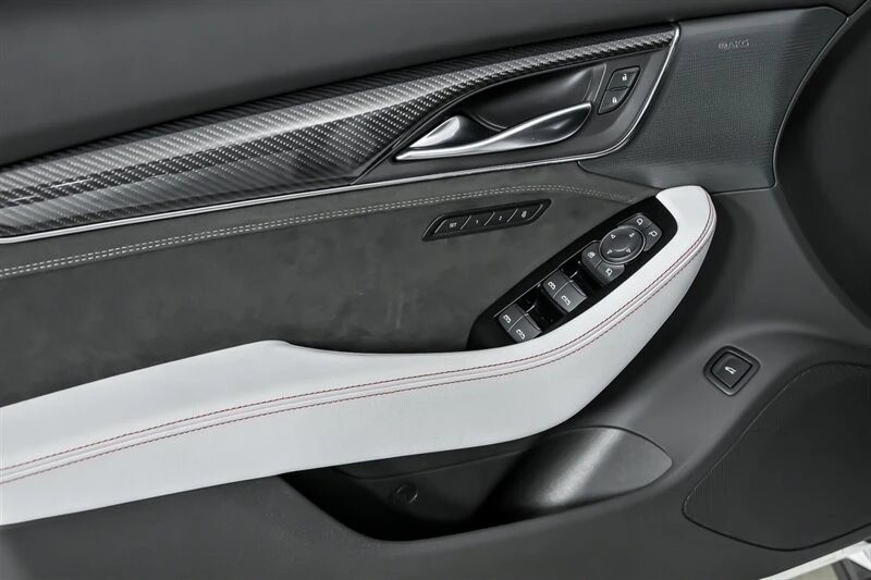 2023 Cadillac CT5-V Blackwing - Image 17 of 21