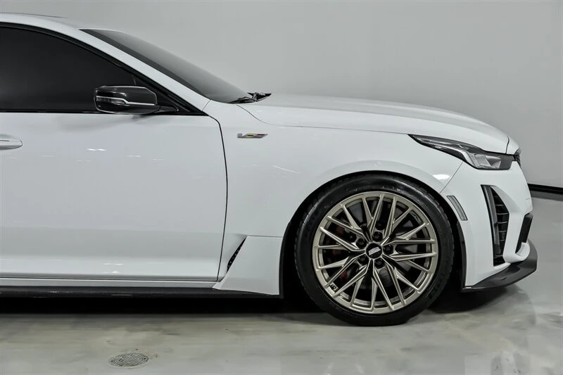 2023 Cadillac CT5-V Blackwing - Image 15 of 21
