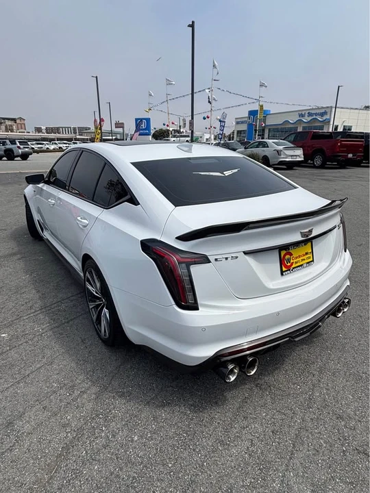 2023 Cadillac CT5-V Blackwing - Image 4 of 11