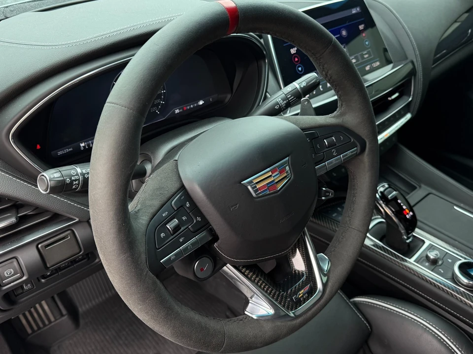 2023 Cadillac CT5-V Blackwing - Image 10 of 12