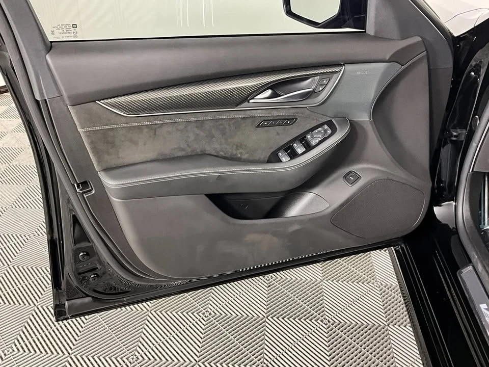2023 Cadillac CT5-V - Image 19 of 20