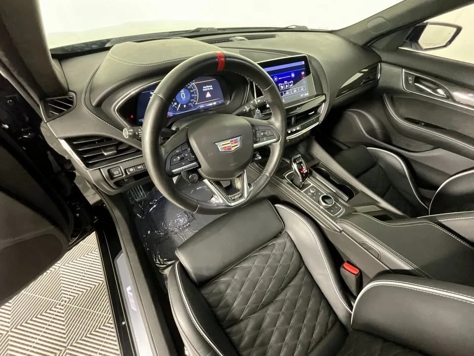 2023 Cadillac CT5-V - Image 15 of 20