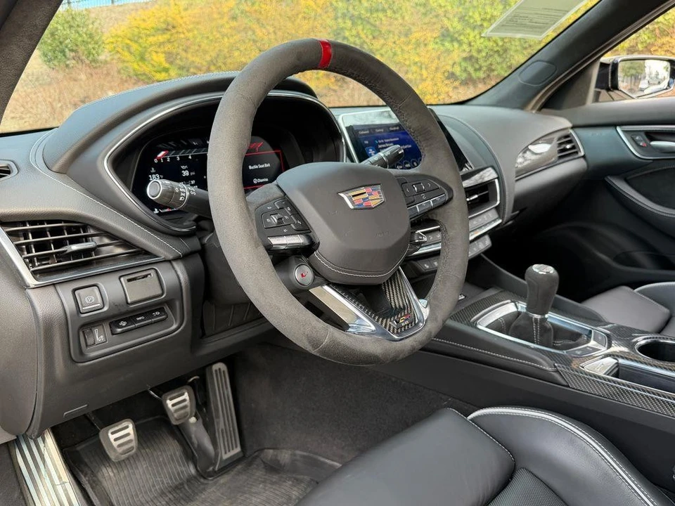 2023 Cadillac CT5-V - Image 18 of 21