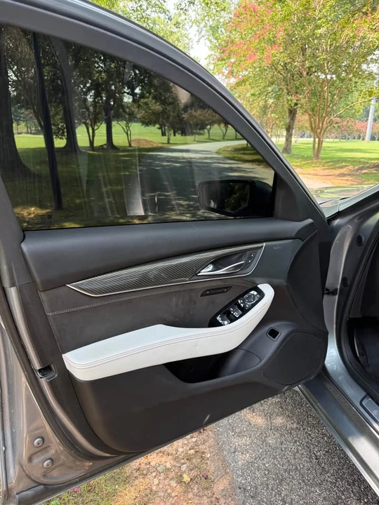 2023 Cadillac CT5-V Blackwing - Image 11 of 12