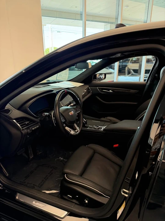 2023 Cadillac CT5-V Blackwing - Image 6 of 10