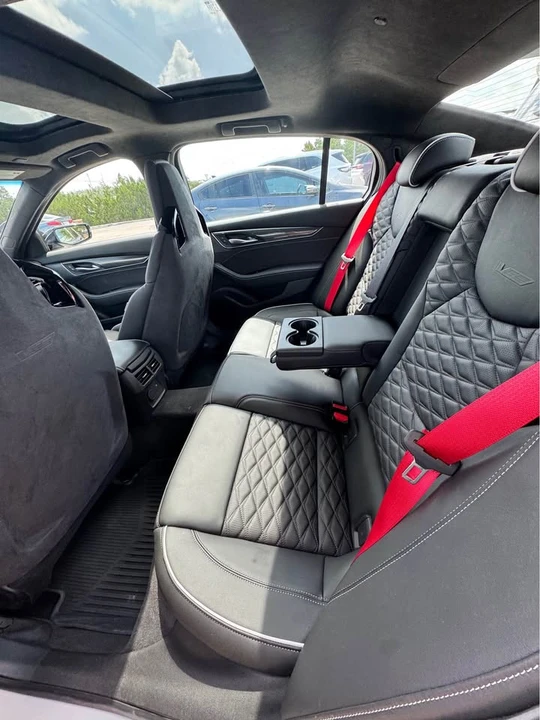 2023 Cadillac CT5-V Blackwing - Image 9 of 10