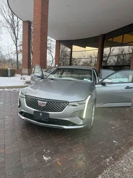 2023 Cadillac CT4 Premium Luxury