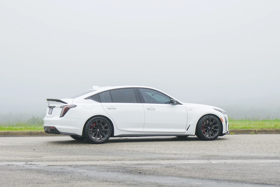 2023 Cadillac CTS-V 3rd Gen - Image 5 of 31