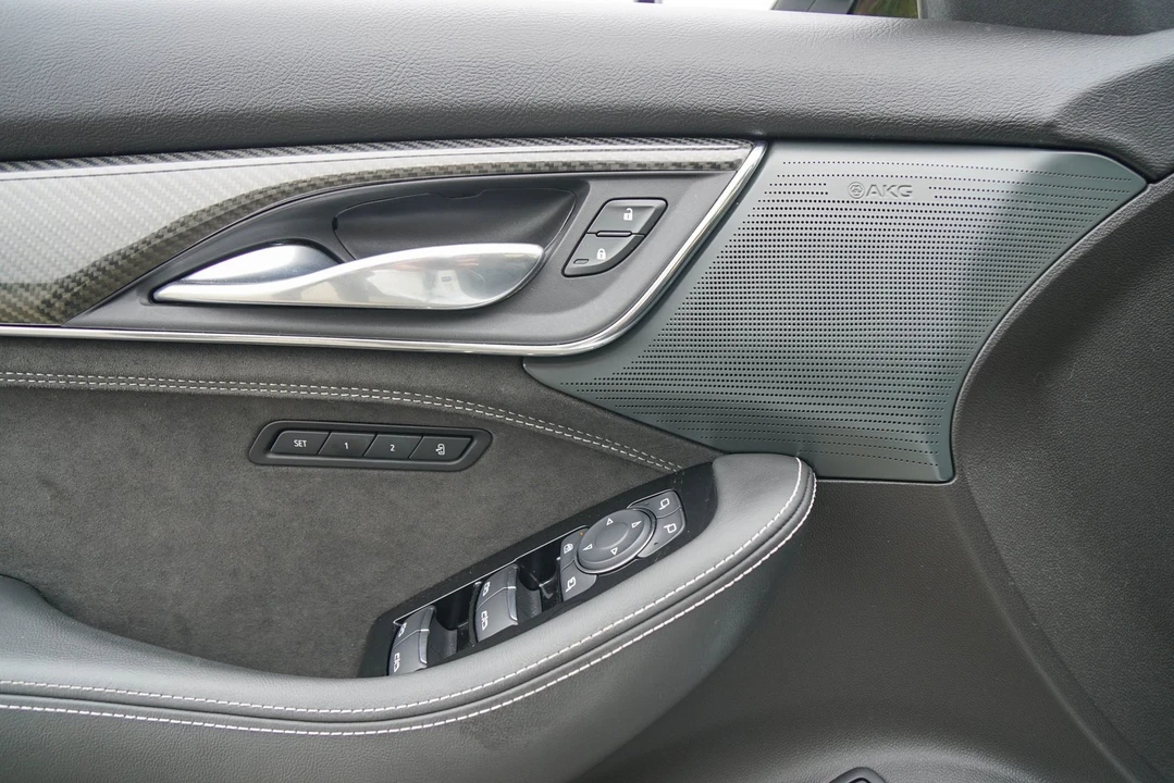 2023 Cadillac CTS-V 3rd Gen - Image 18 of 31