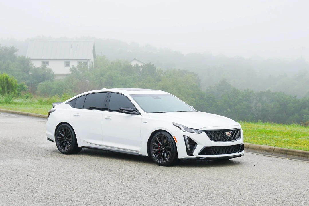 2023 Cadillac CTS-V 3rd Gen - Image 2 of 31