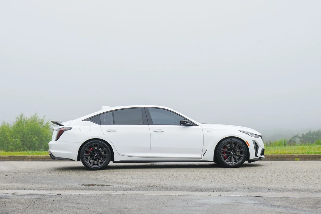2023 Cadillac CTS-V 3rd Gen - Image 4 of 31