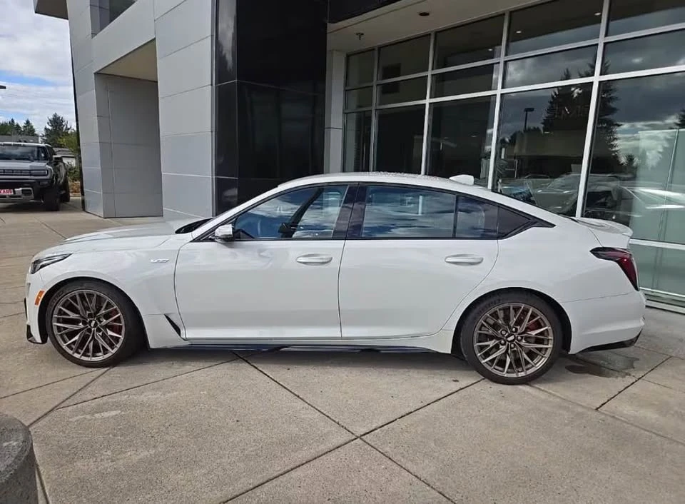 2023 Cadillac CTS - Image 4 of 13