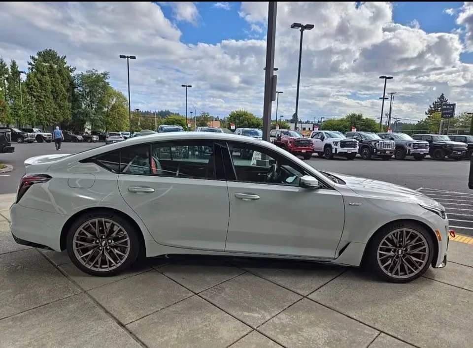 2023 Cadillac CTS - Image 3 of 13