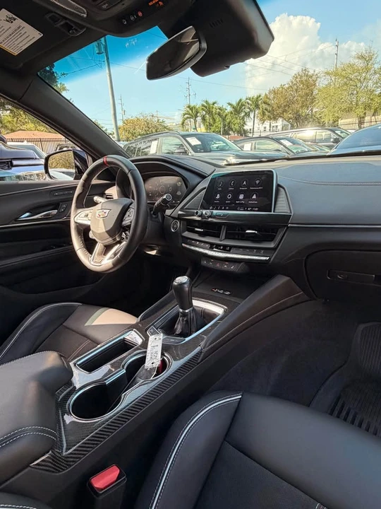 2023 Cadillac CT4-V - Image 4 of 11