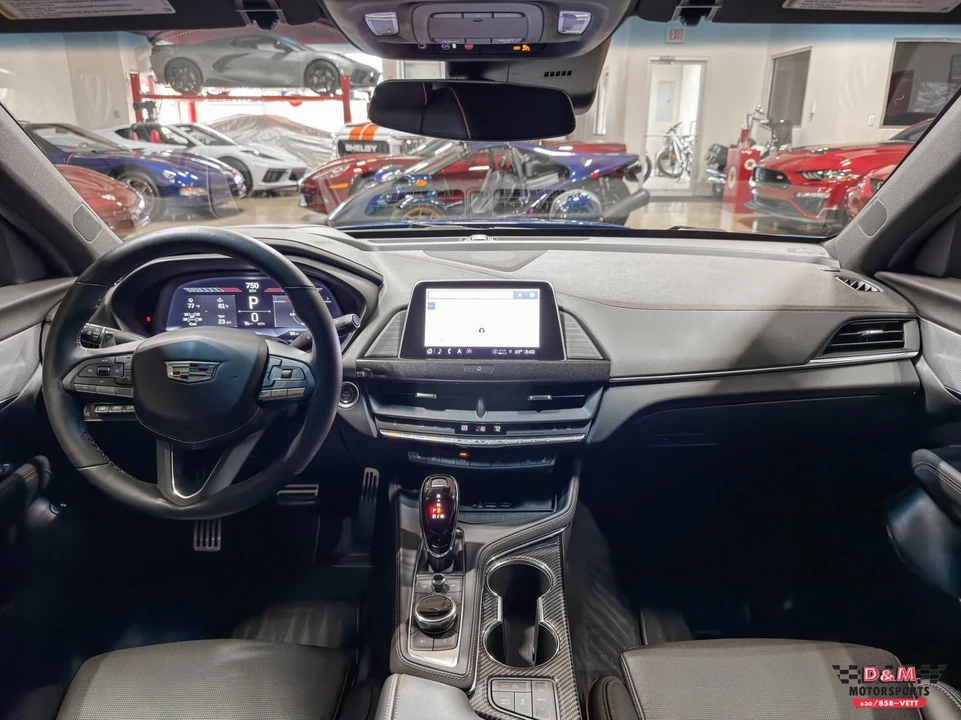 2023 Cadillac CT4-V - Image 13 of 21