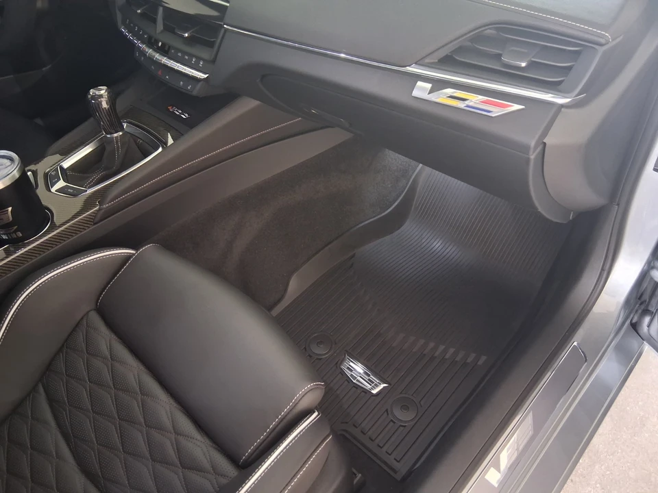 2023 Cadillac CT4-V Blackwing - Image 27 of 31