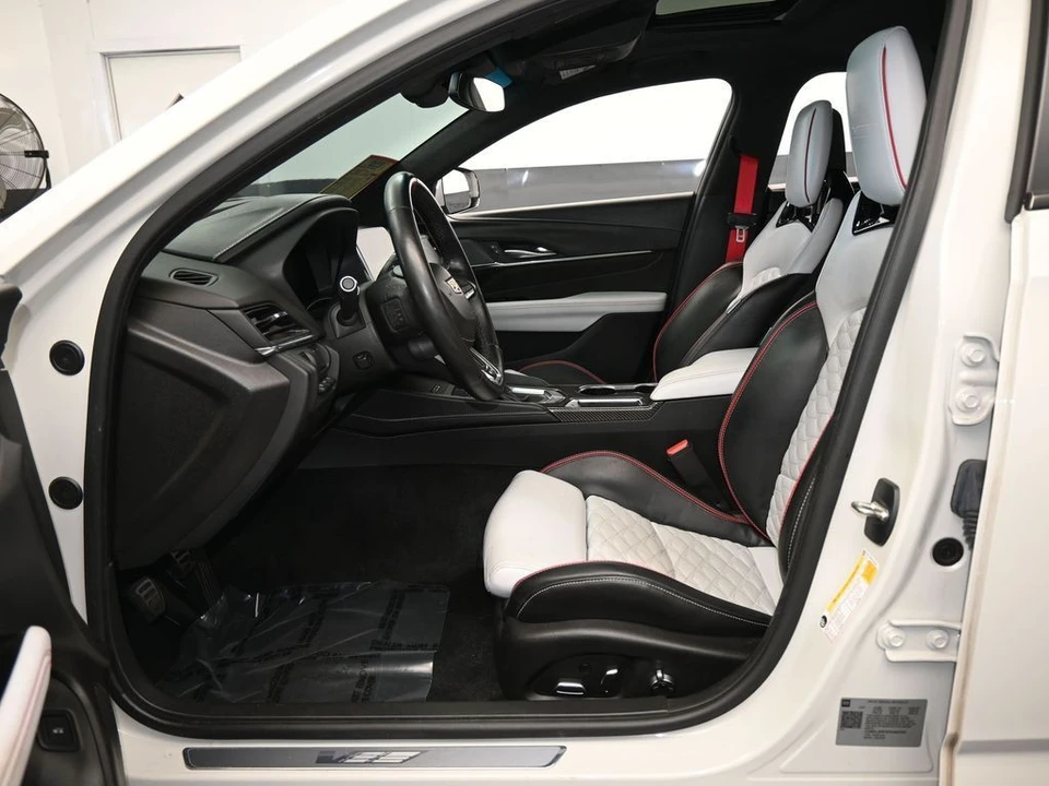 2023 Cadillac CT4-V - Image 12 of 12