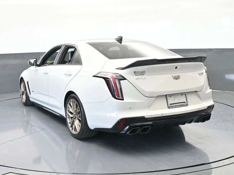 2023 Cadillac CT4-V - Image 4 of 12
